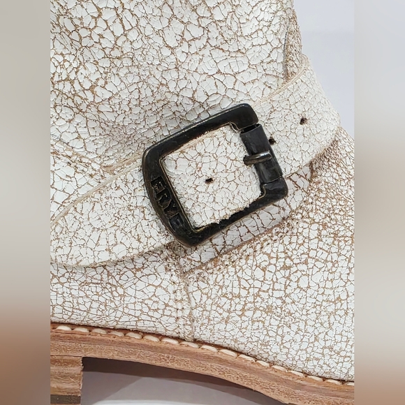 Frye VERONICA 76516 White Distressed Leather Boot Ride Buckle Pull-On 10 B New - Picture 10 of 16